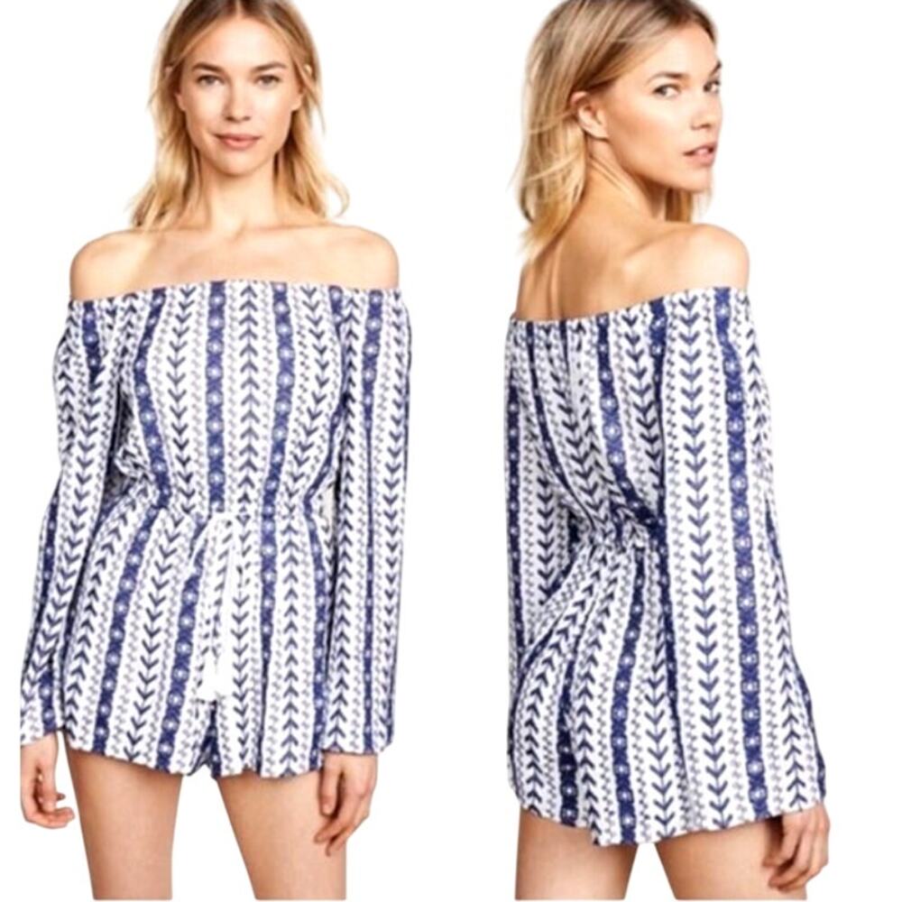 Cupcakes & Cashmere Embroidered Off Shoulder Romper Blue White Size XS
